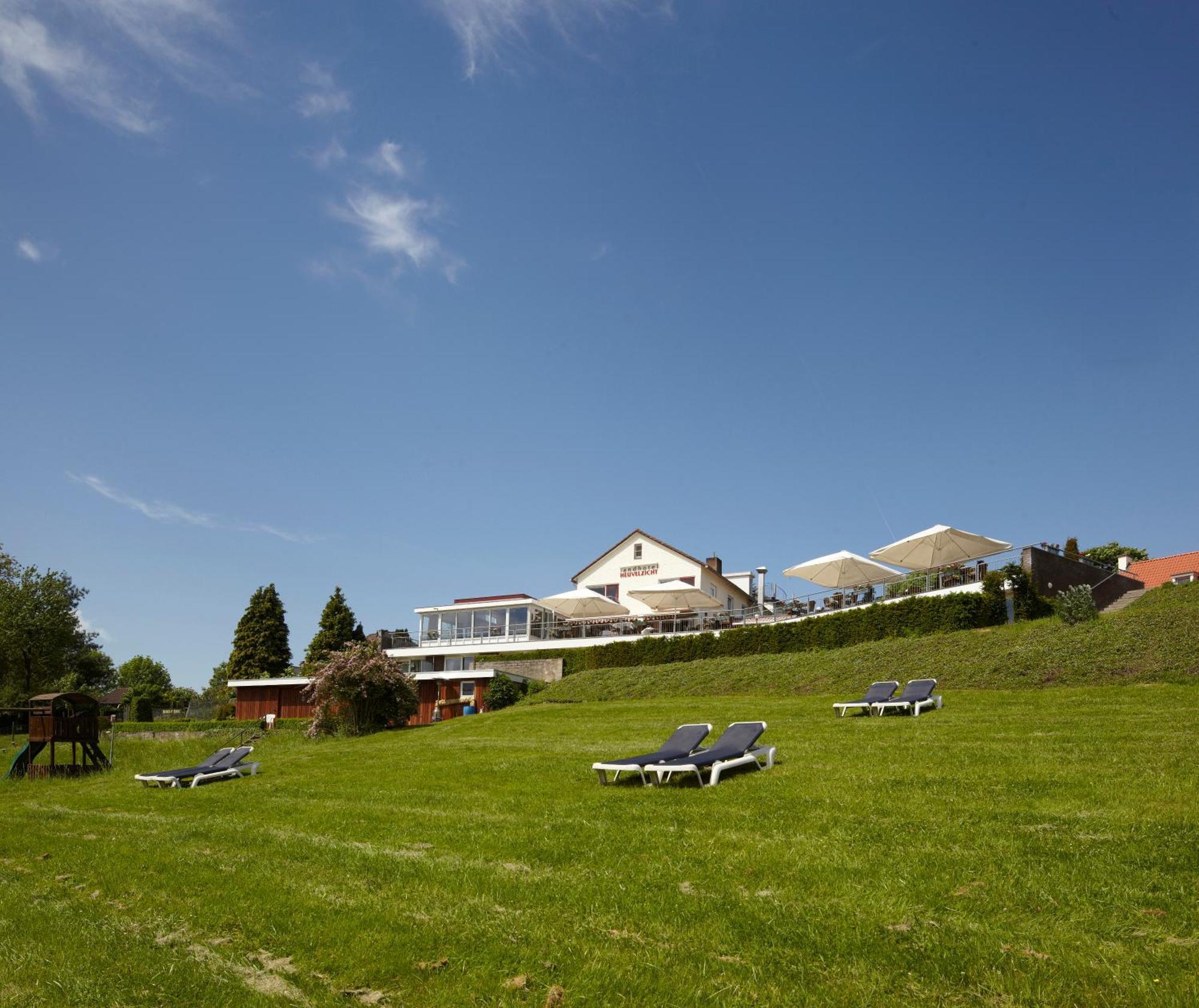 Landhotel Heuvelzicht Schin op Geul Exterior photo
